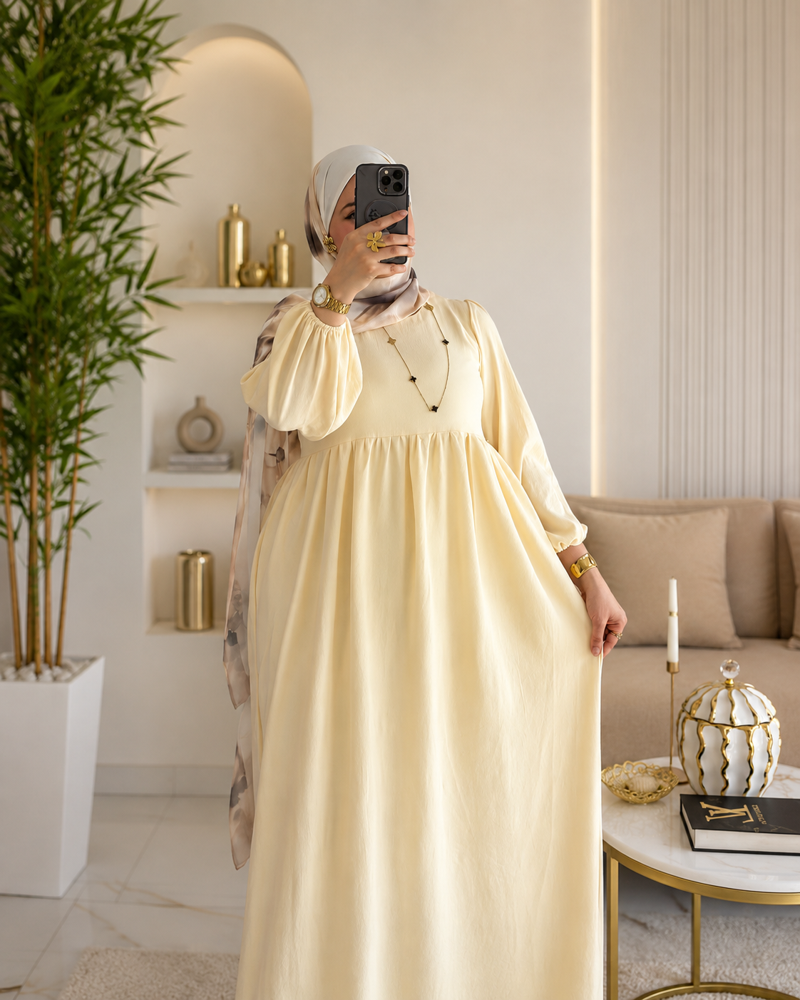 عباية أنيقة مع جيليت – راحة وأناقة فلوك واحد