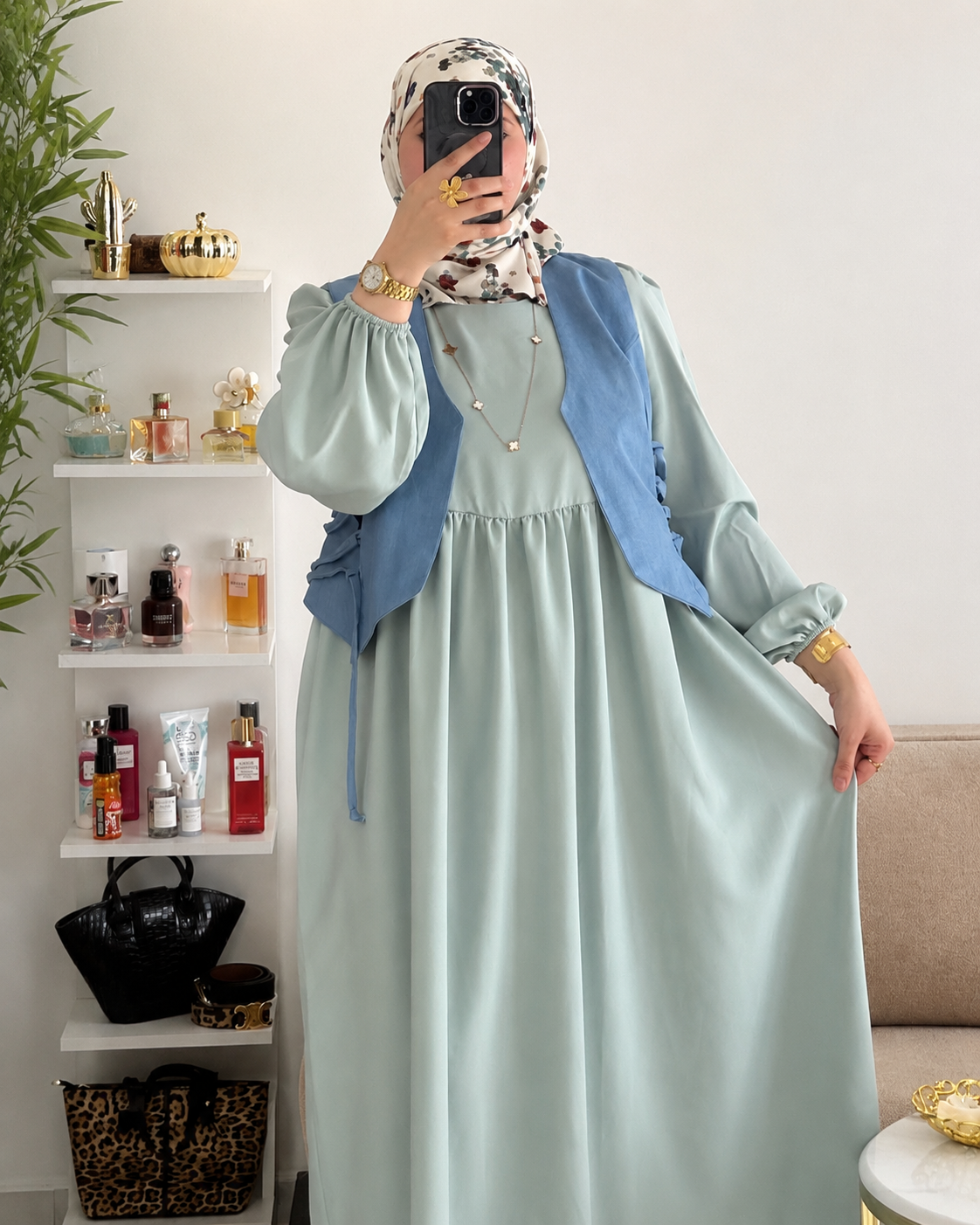 عباية أنيقة مع جيليت – راحة وأناقة فلوك واحد