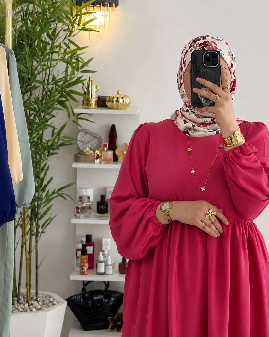 عباية أنيقة مع جيليت – راحة وأناقة فلوك واحد